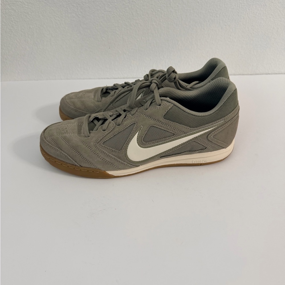 Nike Gato Men's Trainers in Light Army/Gum Light Brown/Soft Pearl Shoes Sz 10 - Picture 3 of 7